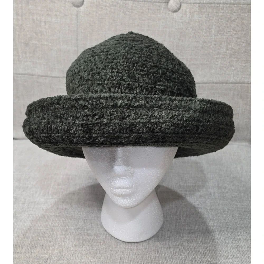 Vintage Dark Green Crochet Bucket Hat Boucle Knit Textured Winter Cloche Hat